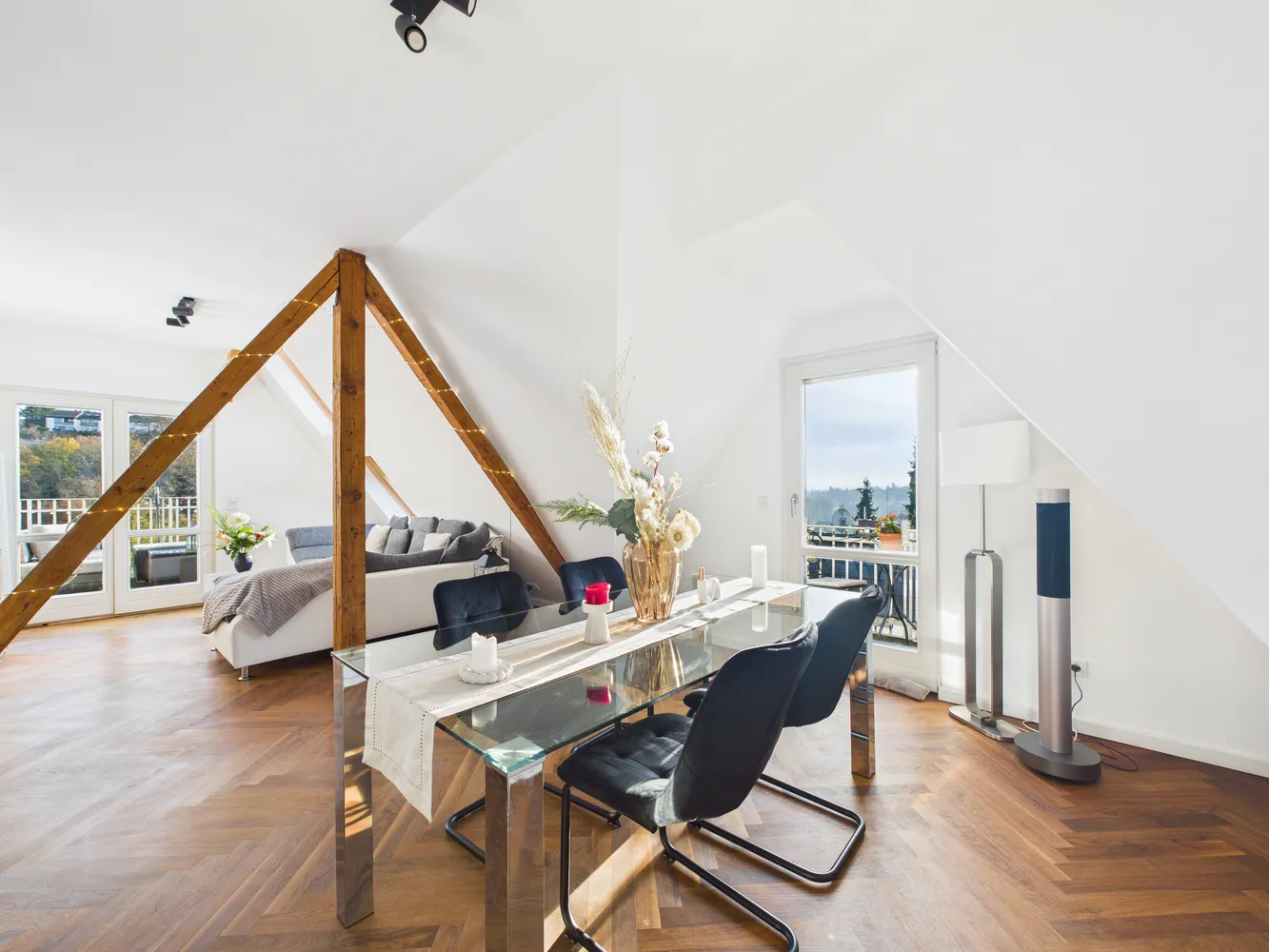 3 Zimmer Wohnung mit 90 m² in Wiesbaden – Bild 1
