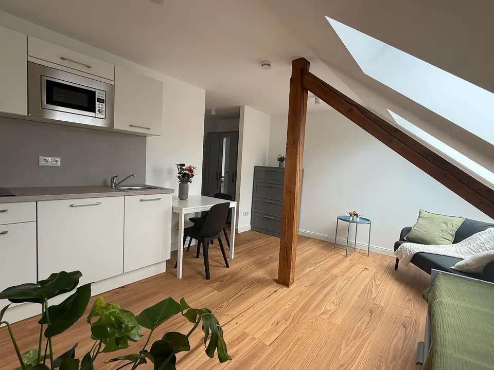 2 Zimmer Wohnung mit 17 m² in Erlangen – Bild 3