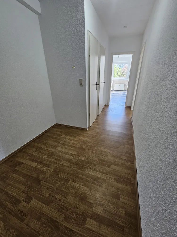 2 Zimmer Wohnung mit 69 m² in Wuppertal – Bild 3