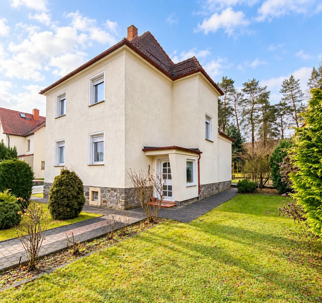 6 room house with 130 m² in Dresden – Photo 3