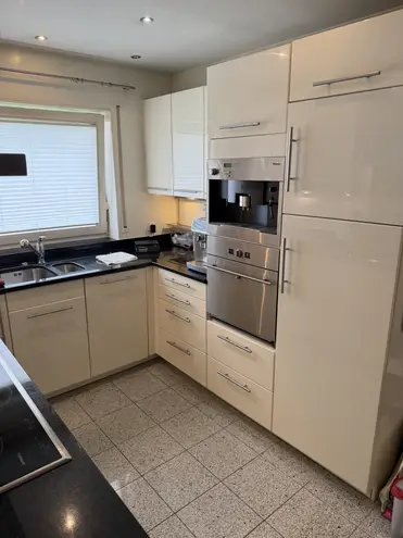 6 Zimmer Haus mit 200 m² in Esslingen am Neckar – Bild 2