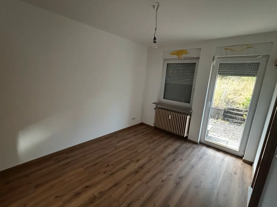 4 Zimmer Wohnung mit 100 m² in Saarbrücken – Bild 3