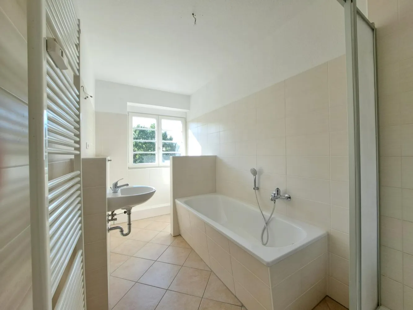 2 Zimmer Wohnung mit 63 m² in Magdeburg – Bild 1