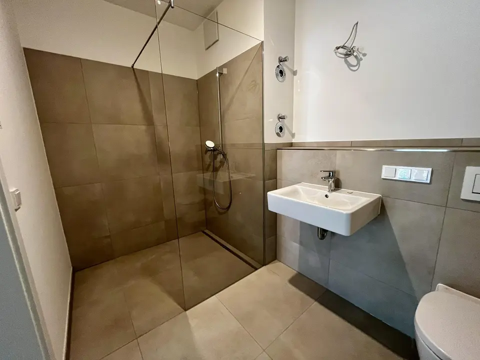 4 Zimmer Wohnung mit 100 m² in Frechen – Bild 8