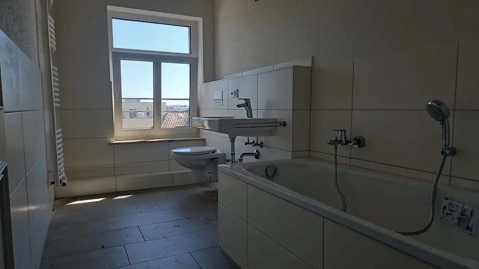 4 Zimmer Wohnung mit 125 m² in Schwerin – Bild 5