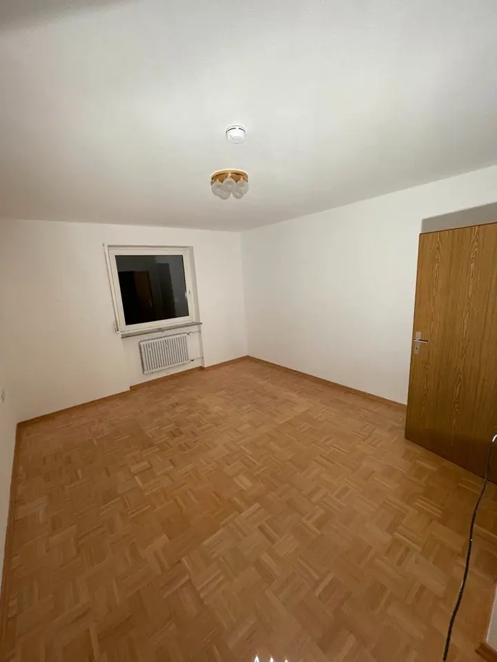 2 Zimmer Wohnung mit 67 m² in Hof – Bild 2