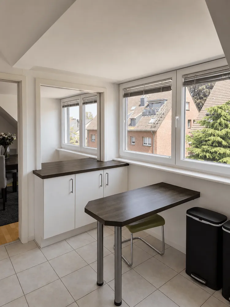 4 Zimmer Wohnung mit 143 m² in Duisburg – Bild 12