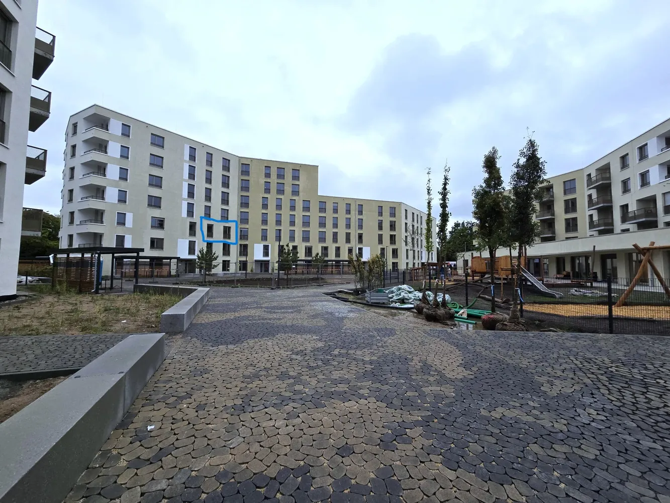 3 Zimmer Wohnung mit 76 m² in Karlsruhe – Bild 2