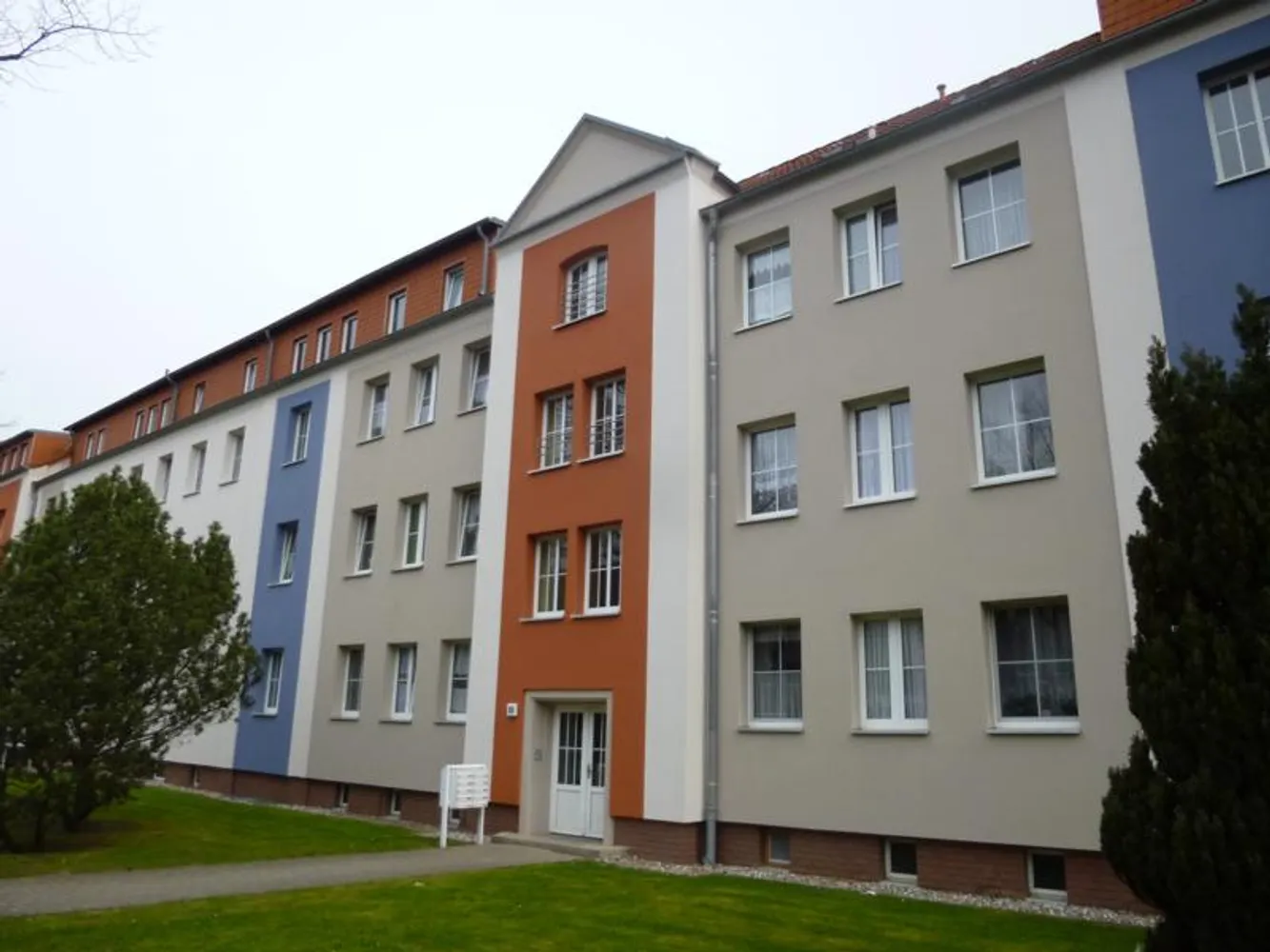 4 Zimmer Wohnung mit 81 m² in Stralsund – Bild 2