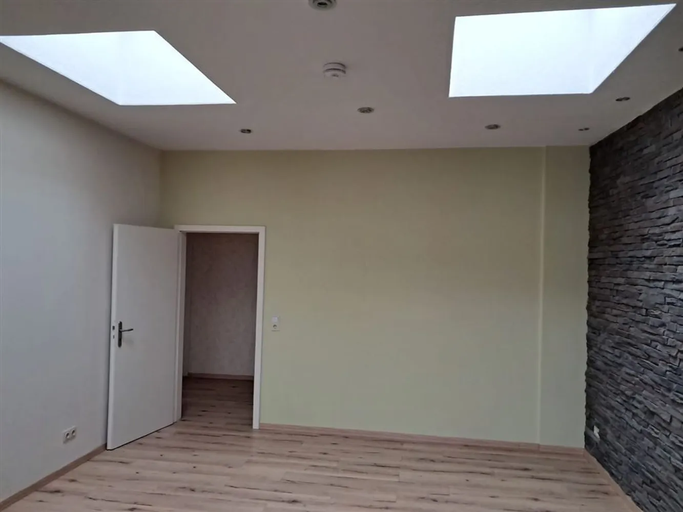 2 Zimmer Wohnung mit 88 m² in Köthen – Bild 3