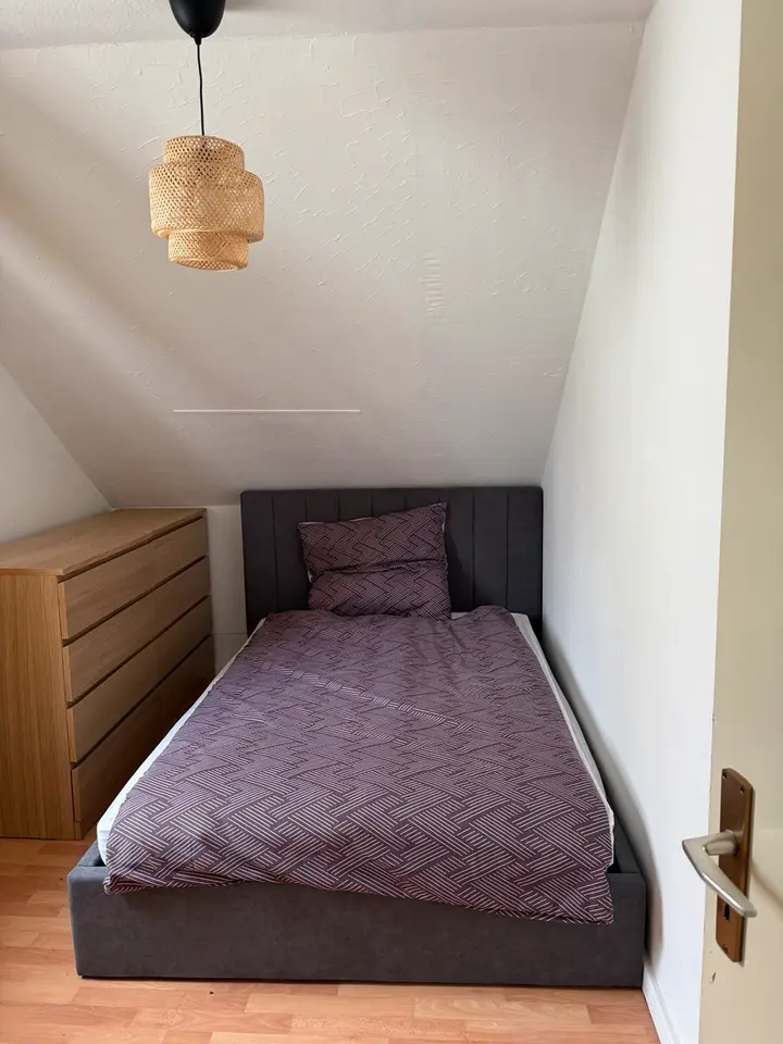 WG-Zimmer mit 25 m² in Frankfurt am Main – Bild 2