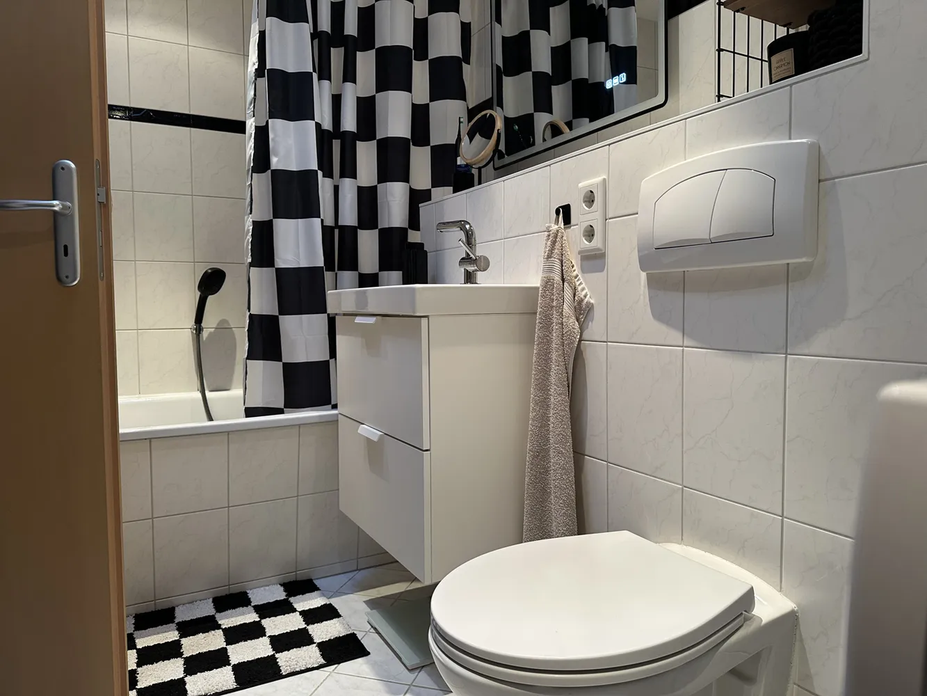 2 Zimmer Wohnung mit 74 m² in Halle (Saale) – Bild 6