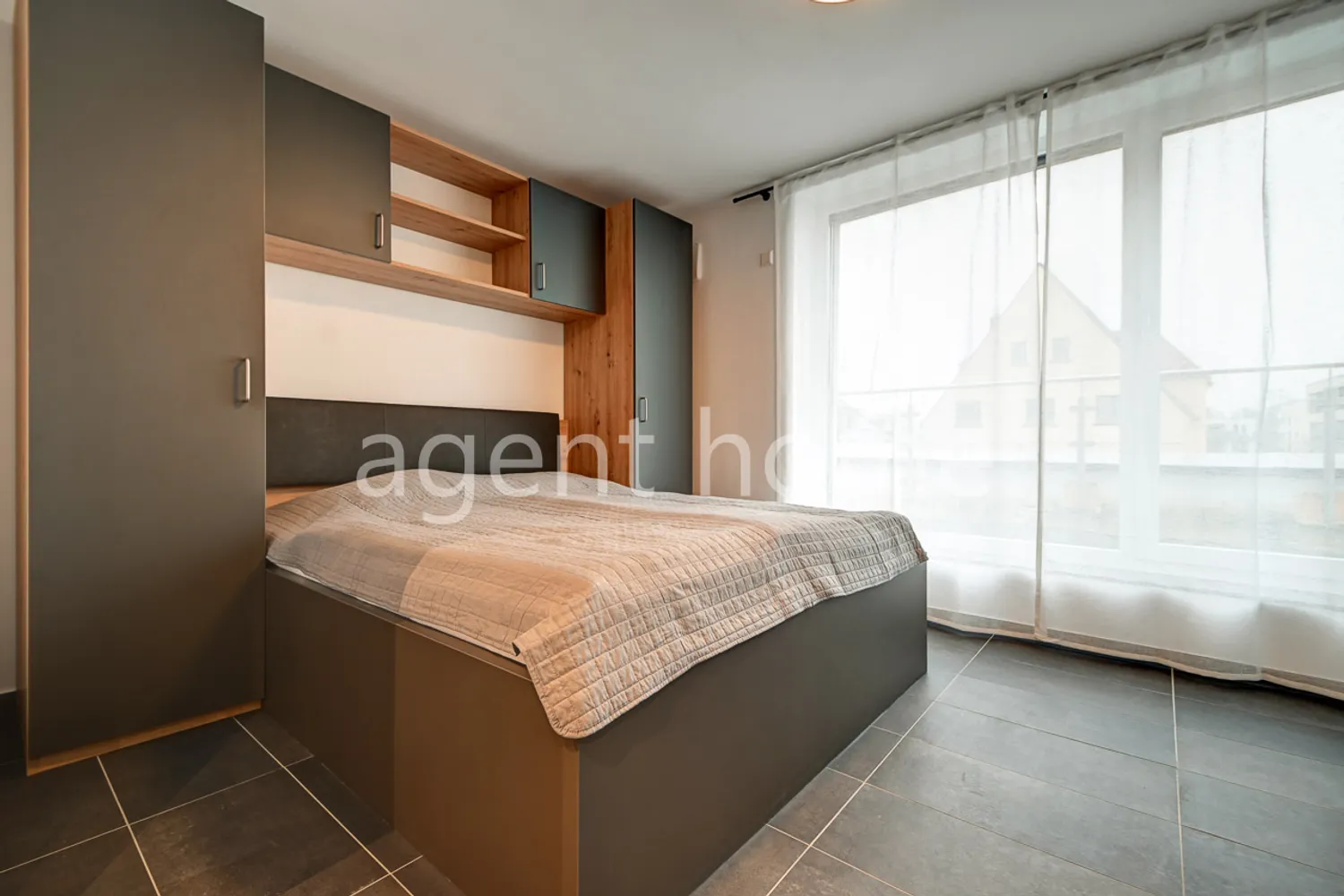 2 Zimmer Wohnung mit 75 m² in Stuttgart – Bild 12