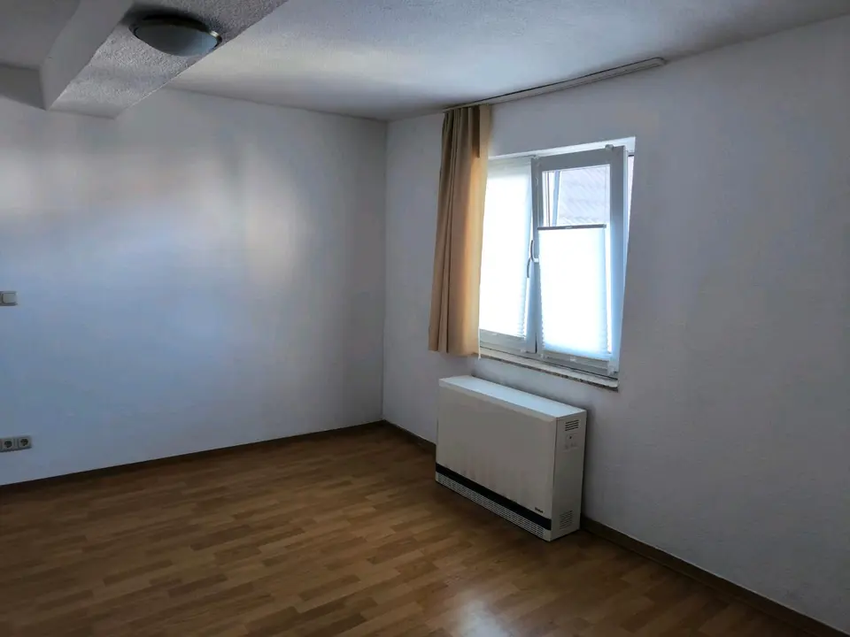 2 Zimmer Wohnung mit 27 m² in Schmalkalden – Bild 1