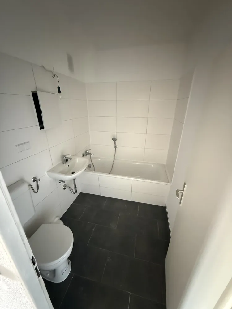 3 Zimmer Wohnung mit 58 m² in Halle (Saale) – Bild 7