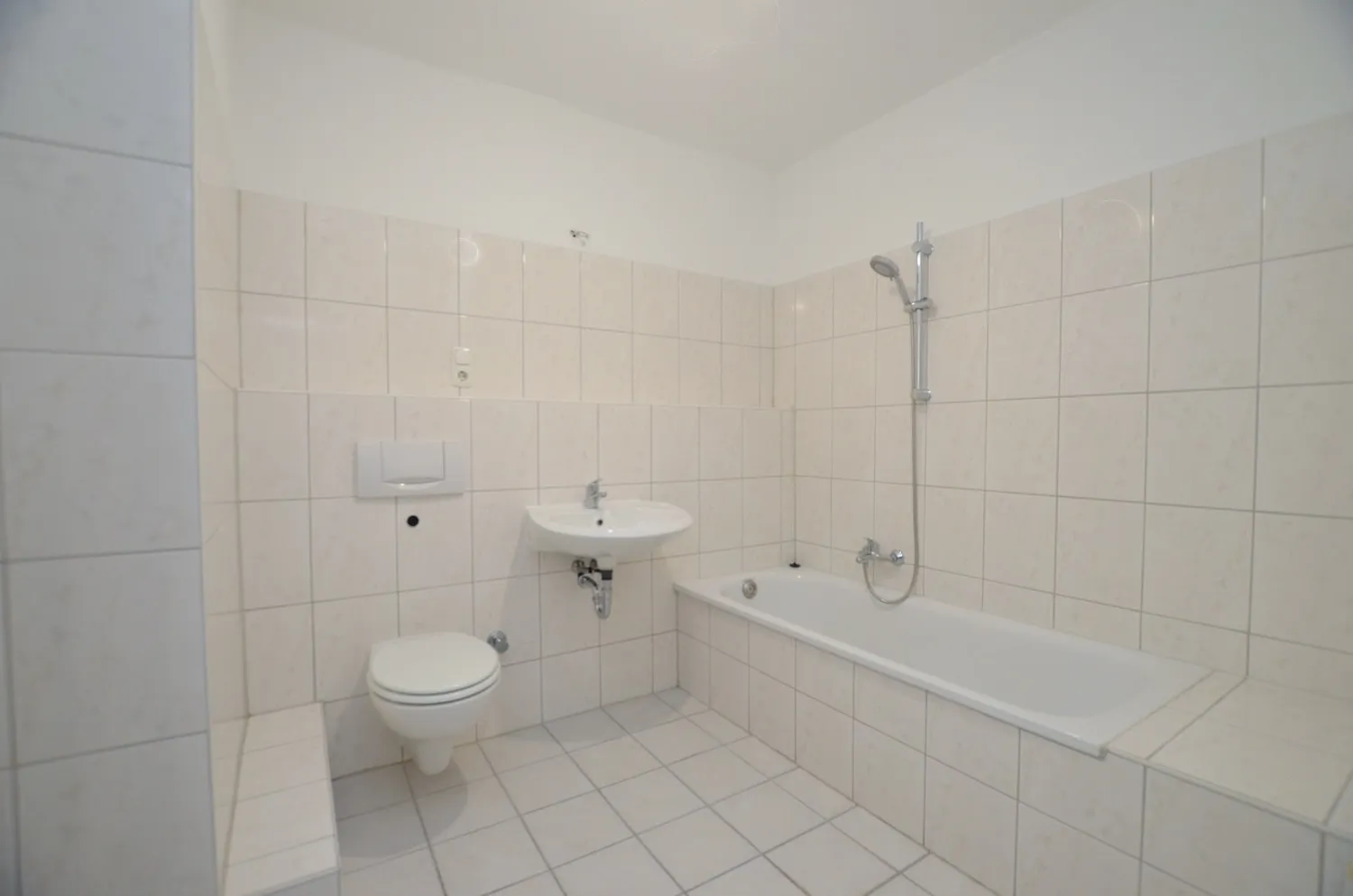 2 Zimmer Wohnung mit 68 m² in Duisburg – Bild 5