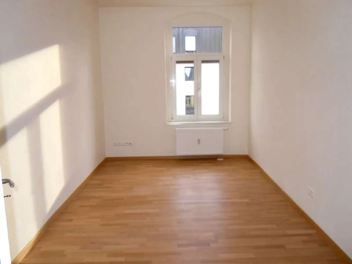 4 Zimmer Wohnung mit 128 m² in Dresden – Bild 4