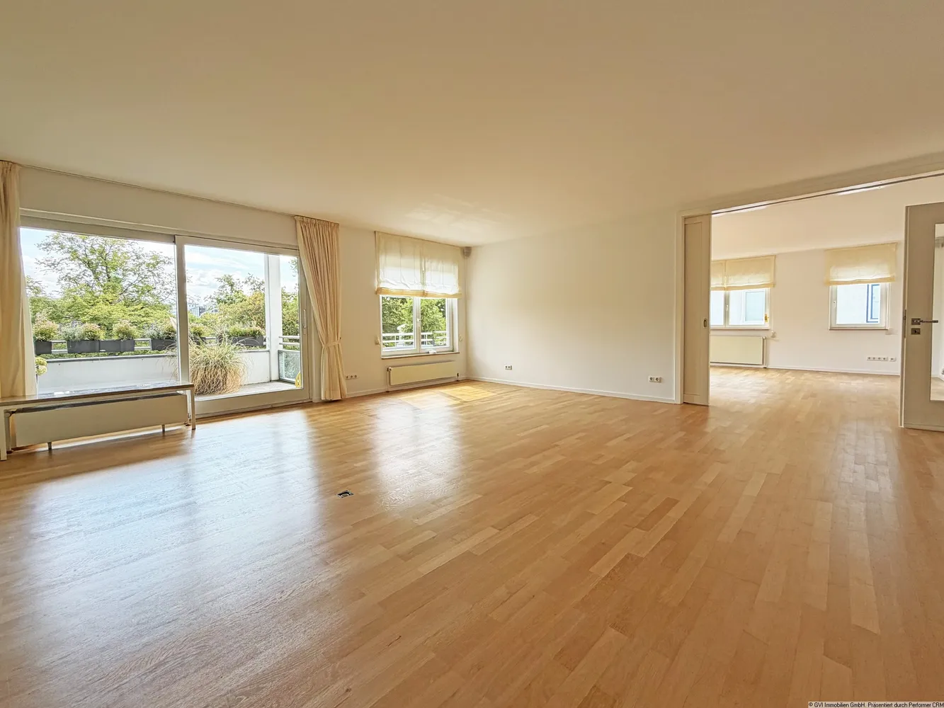 4 Zimmer Wohnung mit 188 m² in Kiel – Bild 1