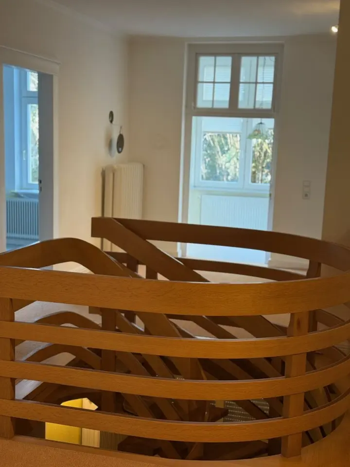 7 Zimmer Wohnung mit 220 m² in Oldenburg – Bild 5