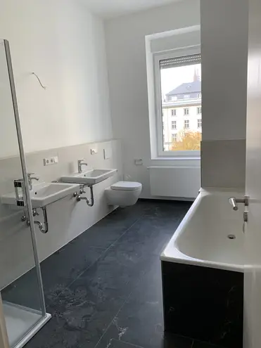3 Zimmer Wohnung mit 135 m² in Wiesbaden – Bild 3
