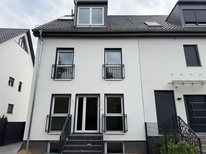 6 Zimmer Haus mit 105 m² in Berlin – Bild 1