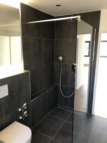 2 Zimmer Wohnung mit 65 m² in Wiesbaden – Bild 2