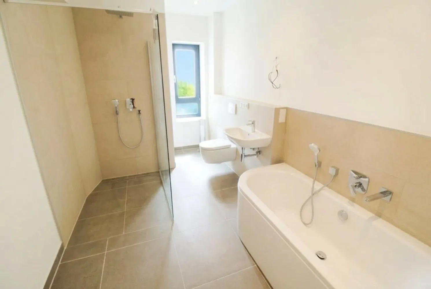 3 room apartment with 91 m² in Magdeburg – Photo 8