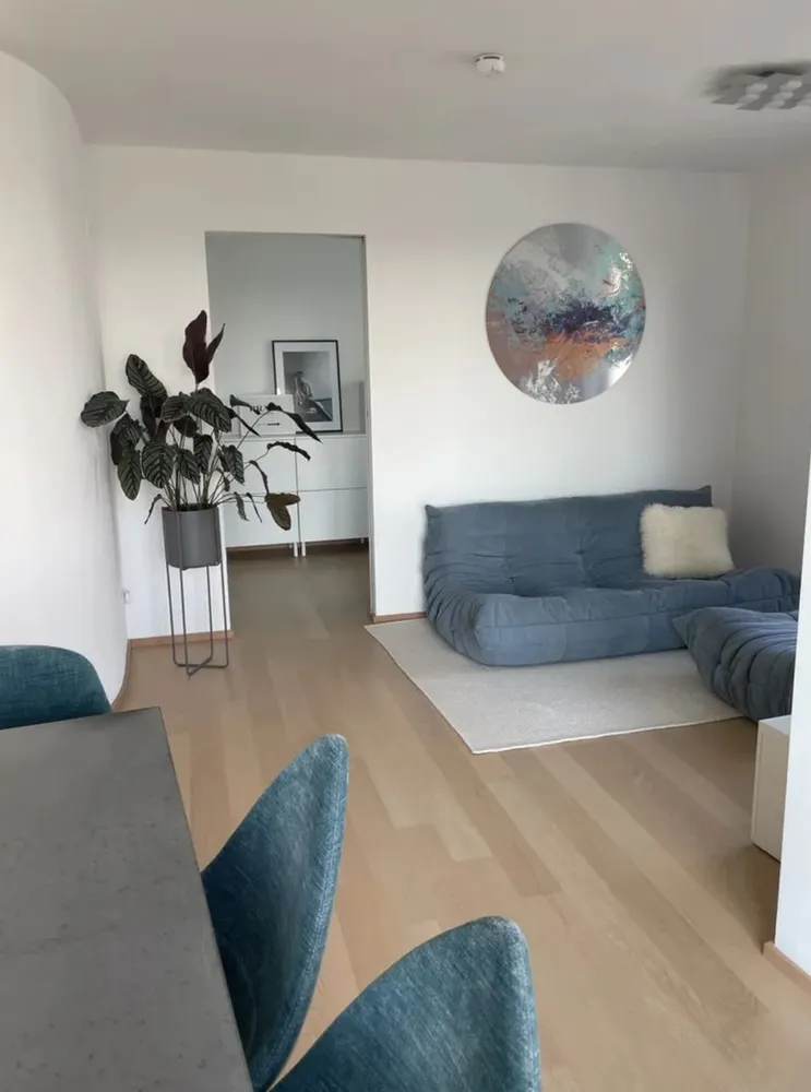 3 Zimmer Wohnung mit 72 m² in München – Bild 2