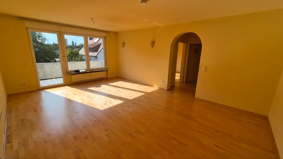 4 Zimmer Wohnung mit 113 m² in Saarbrücken – Bild 1