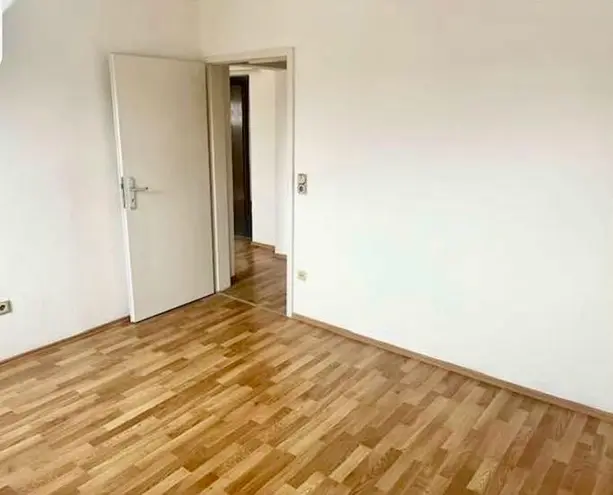 2 Zimmer Wohnung mit 32 m² in Wiesbaden – Bild 2