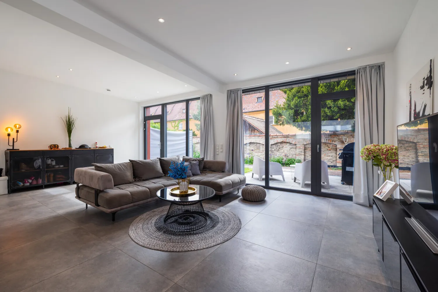 2 Zimmer Wohnung mit 82 m² in Augsburg – Bild 3