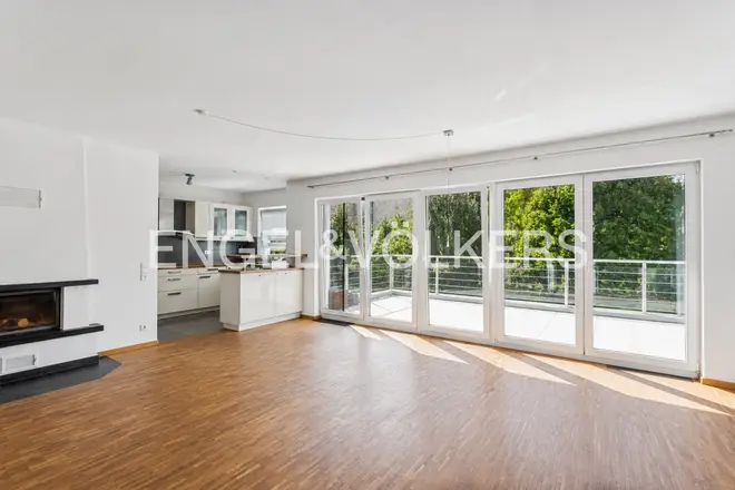 3 Zimmer Wohnung mit 96 m² in Frankfurt am Main – Bild 1