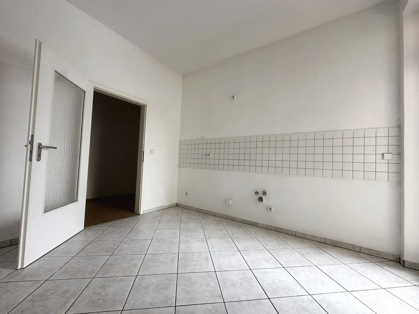 3 room apartment with 96 m² in Bitterfeld-Wolfen – Photo 12