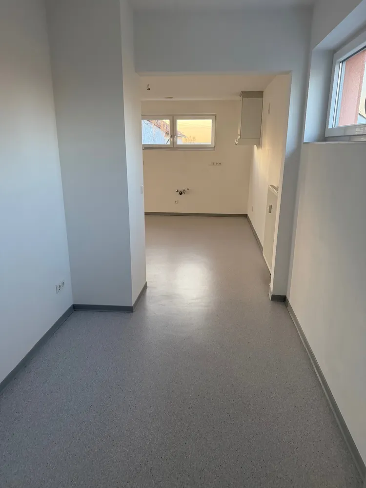 2 Zimmer Wohnung mit 69 m² in Weiden in der Oberpfalz – Bild 6