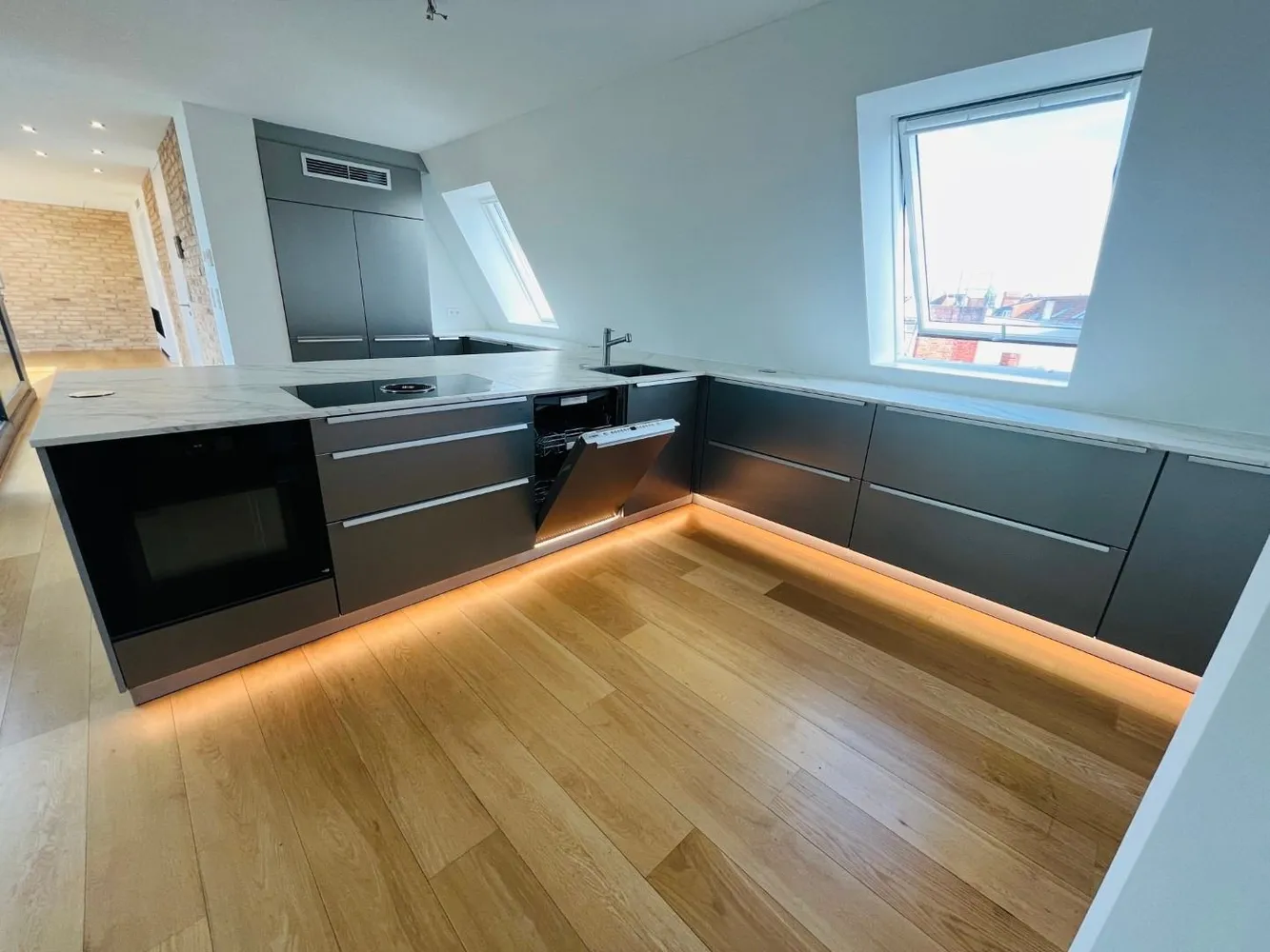 3 room apartment with 160 m² in Berlin – Photo 3