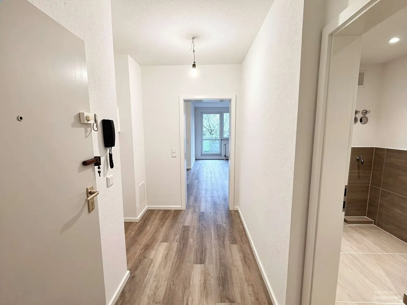 2 Zimmer Wohnung mit 56 m² in Neuss – Bild 2