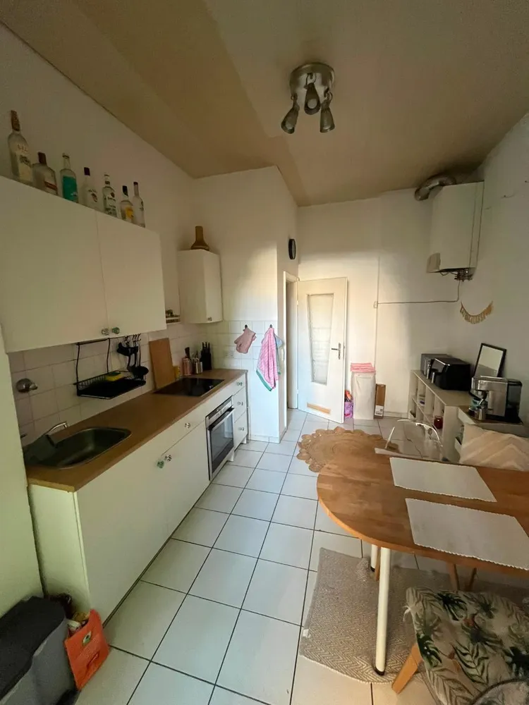 2 Zimmer Wohnung mit 56 m² in Köln – Bild 12