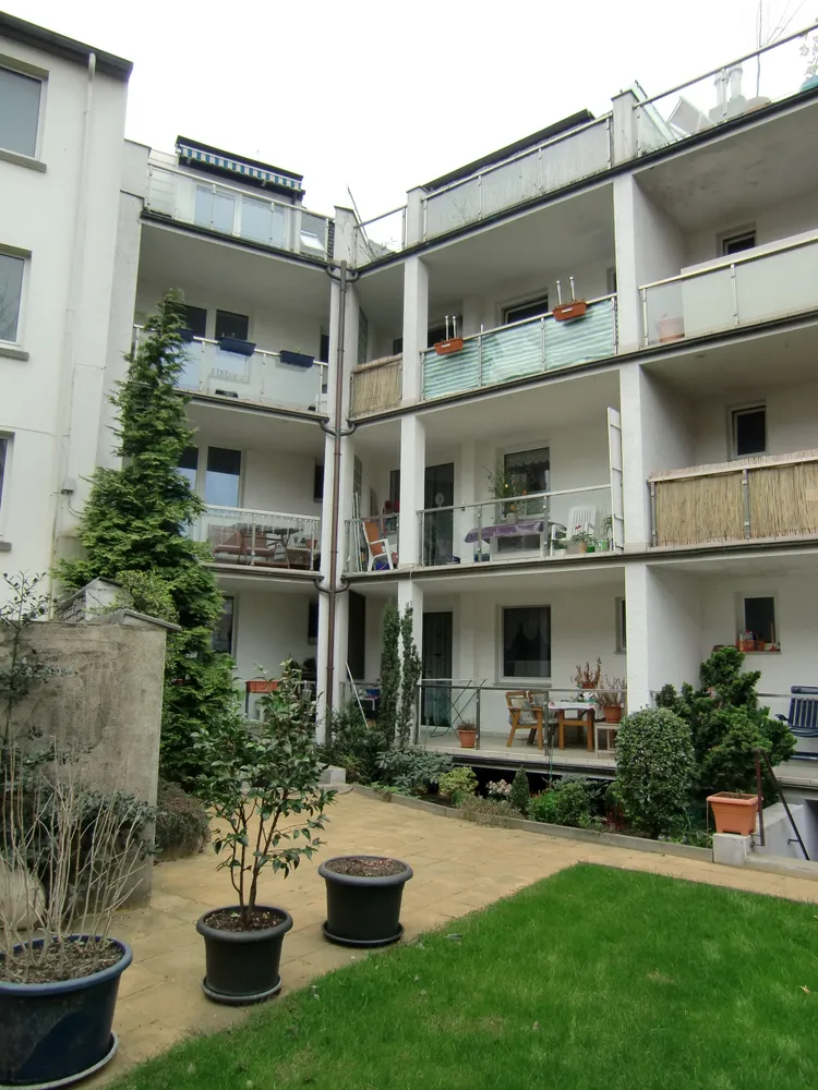 4 Zimmer Wohnung mit 60 m² in Bochum – Bild 2