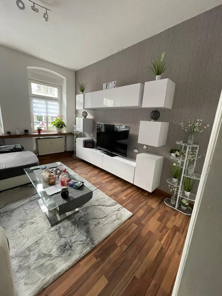 4 Zimmer Wohnung mit 76 m² in Gera – Bild 1