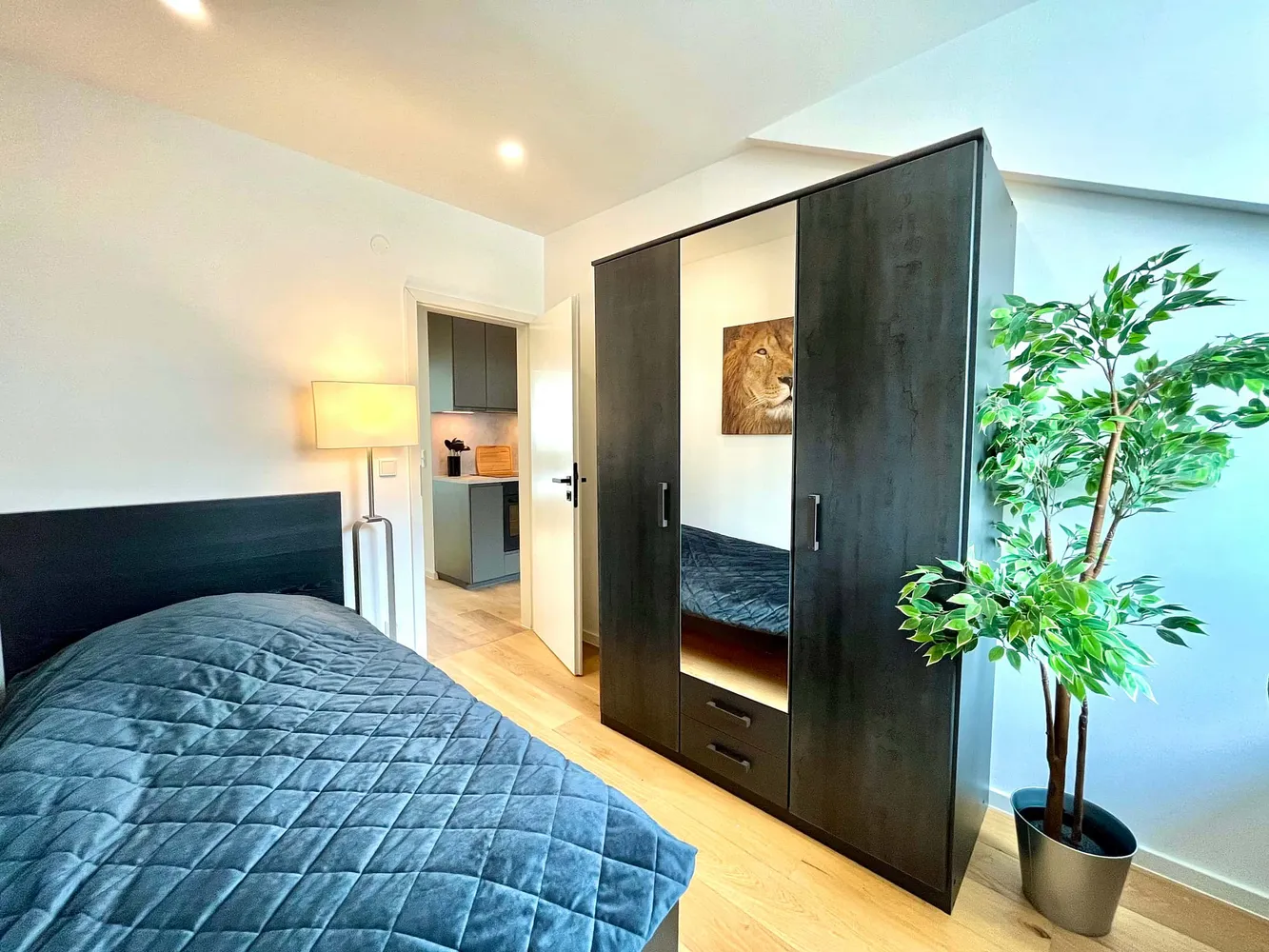 Shared room with 11 m² in Munich – Photo 1