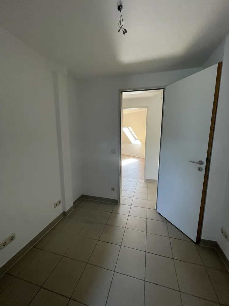 3 Zimmer Wohnung mit 87 m² in Dresden – Bild 4