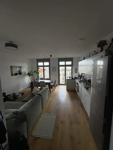 3 Zimmer Wohnung mit 85 m² in Frankfurt am Main – Bild 2