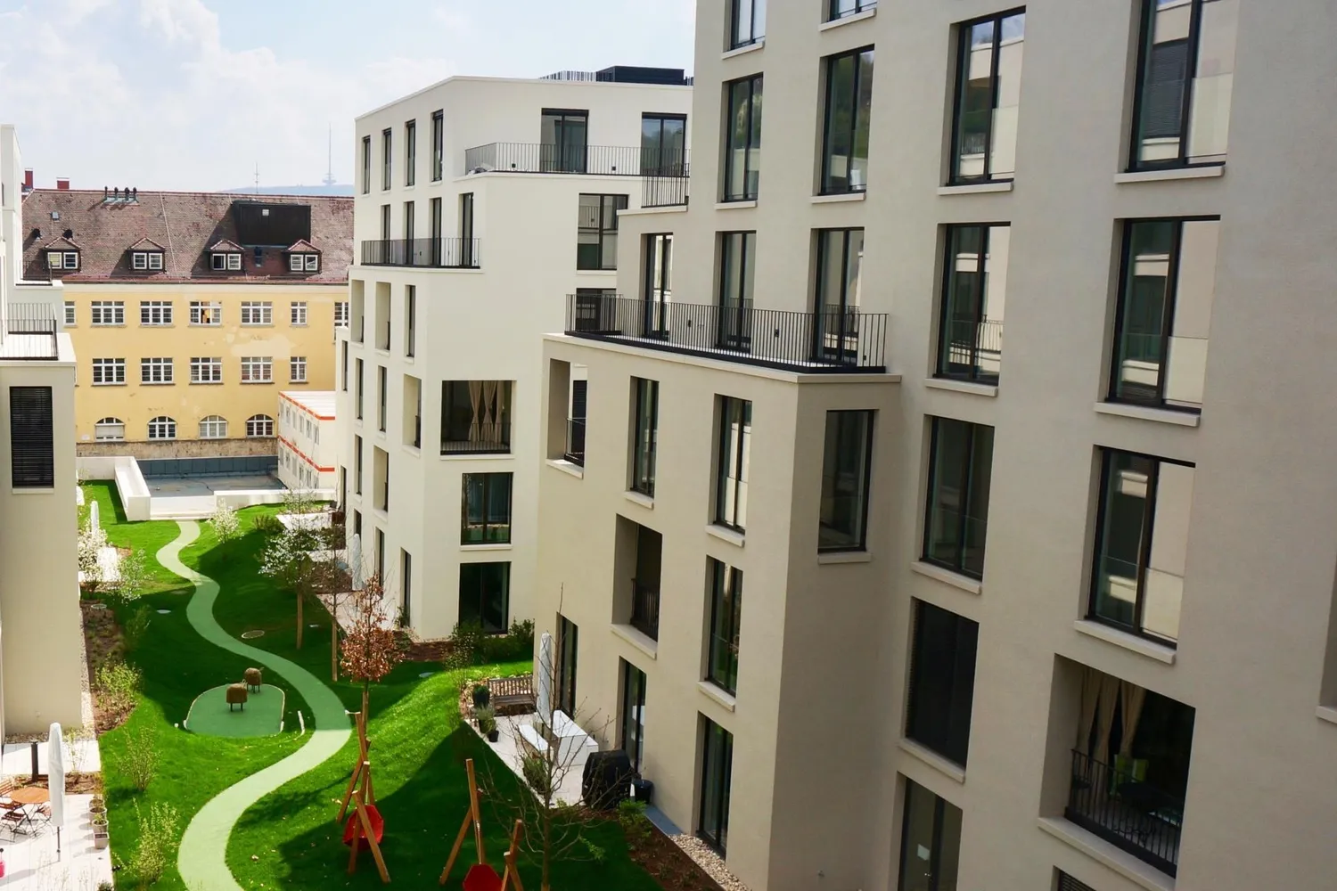 5 room apartment with 137 m² in Stuttgart – Photo 1