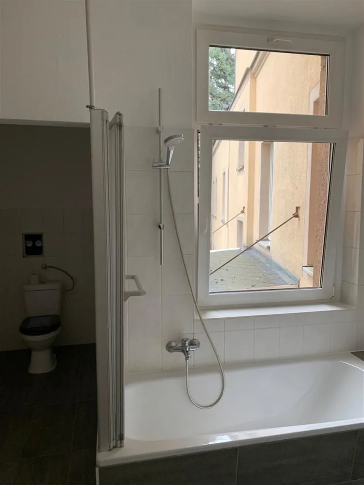 4 room apartment with 96 m² in Chemnitz – Photo 4