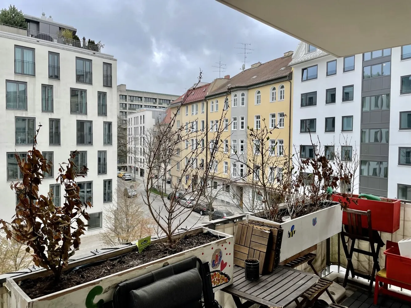 4 Zimmer Wohnung mit 102 m² in München – Bild 4