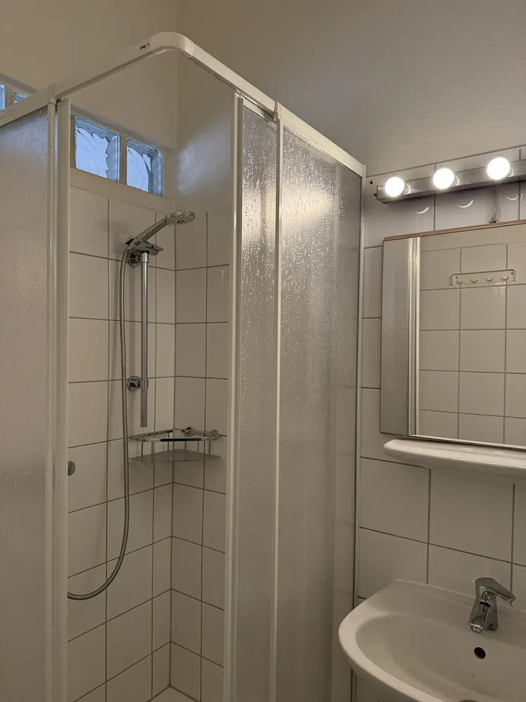 2 Zimmer Wohnung mit 64 m² in München – Bild 8