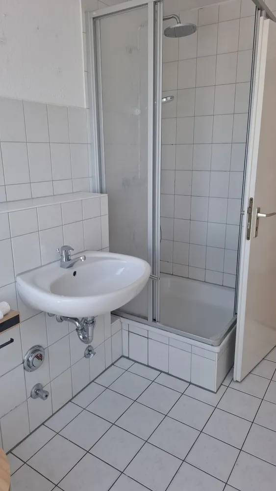 2 Zimmer Wohnung mit 76 m² in Halle (Saale) – Bild 4