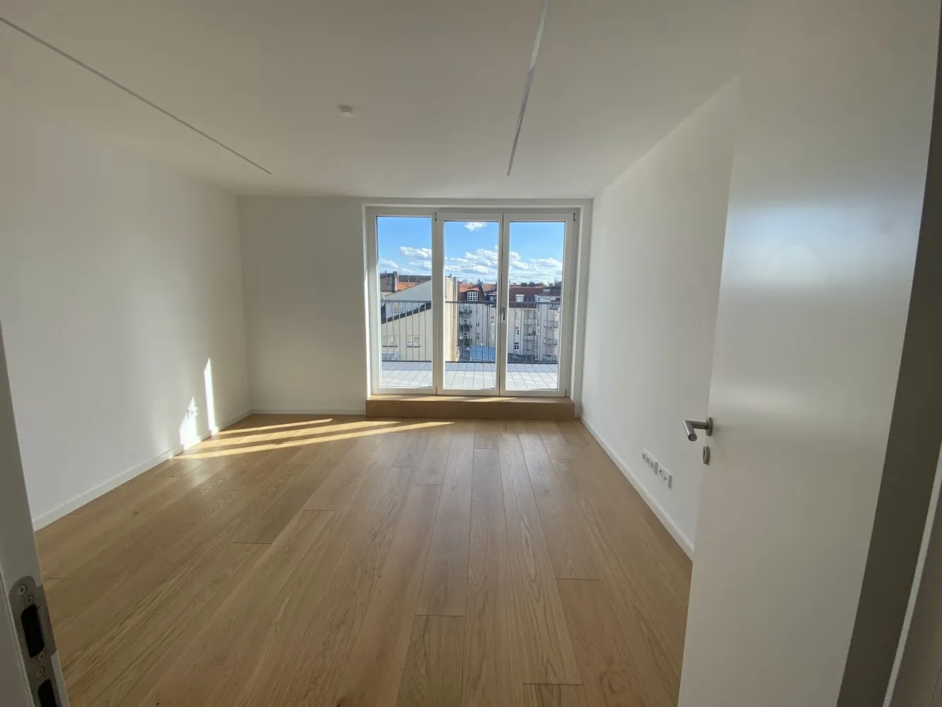 5 Zimmer Wohnung mit 243 m² in München – Bild 11