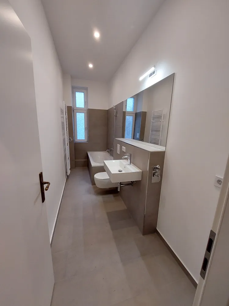 2 Zimmer Wohnung mit 75 m² in Berlin – Bild 7
