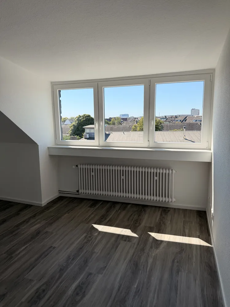 3 Zimmer Wohnung mit 76 m² in Düsseldorf – Bild 2